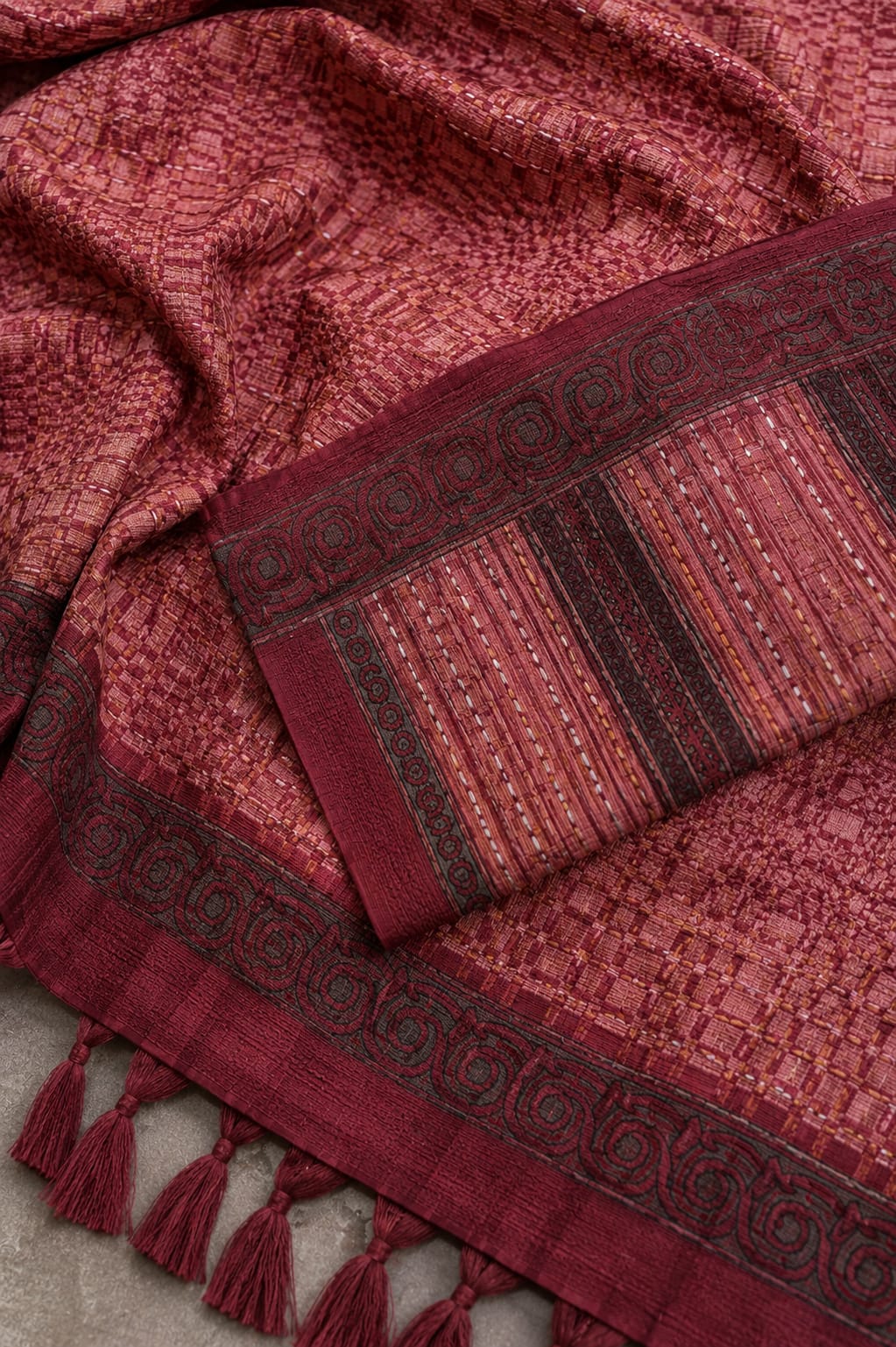 Kantha work Digital print saree